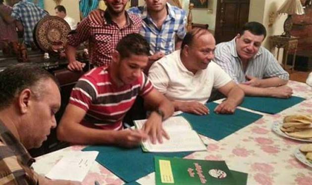 زيكا، الإسماعيلي زيكا، الإسماعيلي